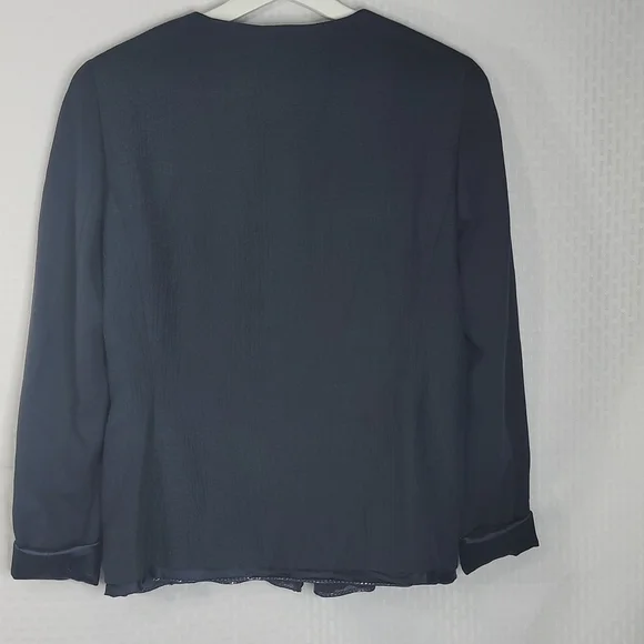 Elie Tahari Navy zippered front mixed media jacket with chain hem - Picture 5 of 8